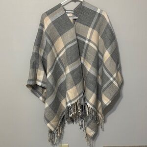 Abercrombie & Fitch Plaid Fringe Poncho
